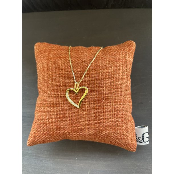 Hjerte vedhng i forgyldt slv med zirkoner fra L&G