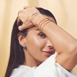 Tennis armbnd i rdguld med brillanter fra Mads Z.