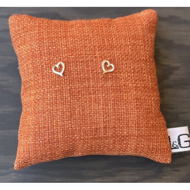 L&G hjerte �restikker i guld med zirkoner