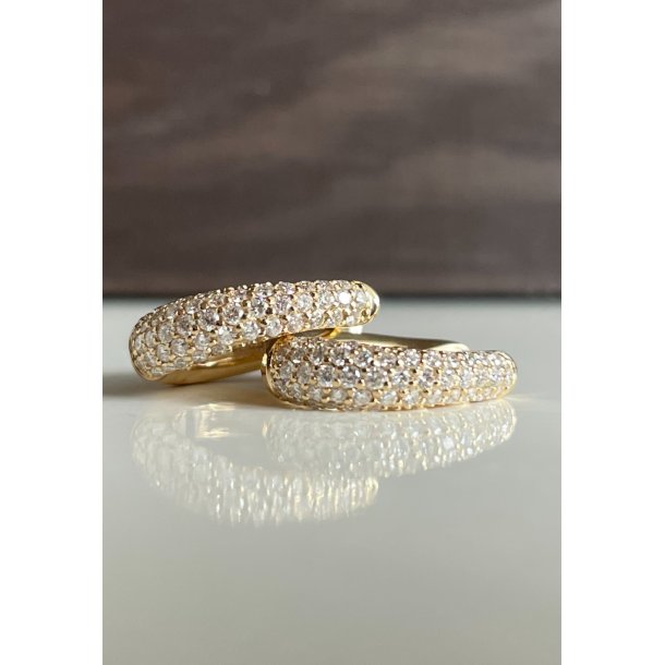 L&G creoler i guld med diamanter