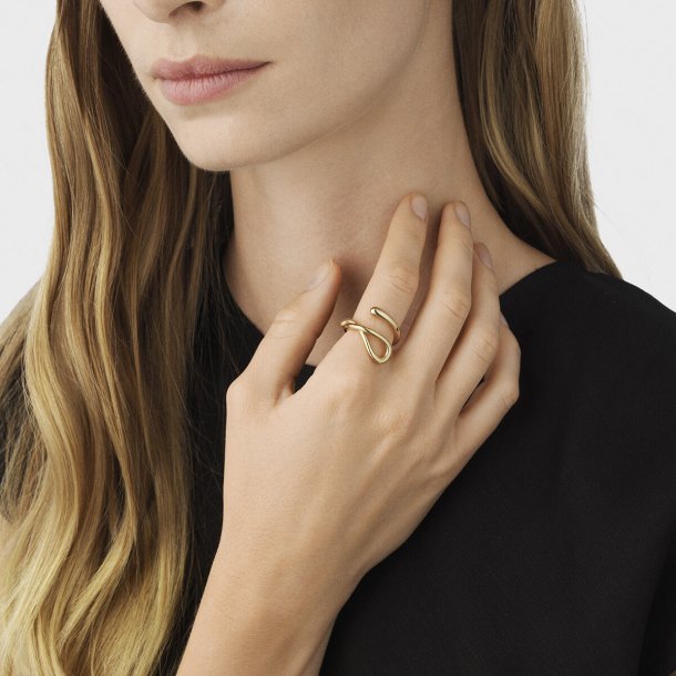 Mercy Swirl ring i 18 kt guld fra Georg Jensen