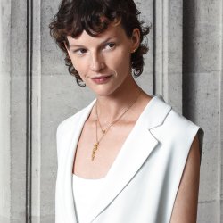 Moonlight Grapes ear cuff i guld fra Georg Jensen