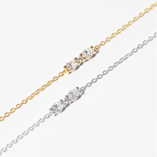 Ellera Ovale armbnd i slv med zirkoner fra Sif Jakobs