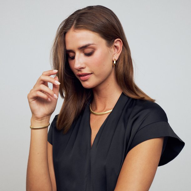 Riva halsk�de i forgyldt s�lv fra Sif Jakobs