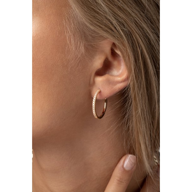 Ellera X-Grande creoler i forgyldt slv med zirkoner fra Sif Jakobs