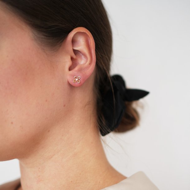 Violina restikker, sm, i guld m. diamanter fra Per Borup Design