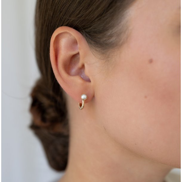 Ophelia vendbare creoler i guld m. perle og diamant fra Per Borup Design