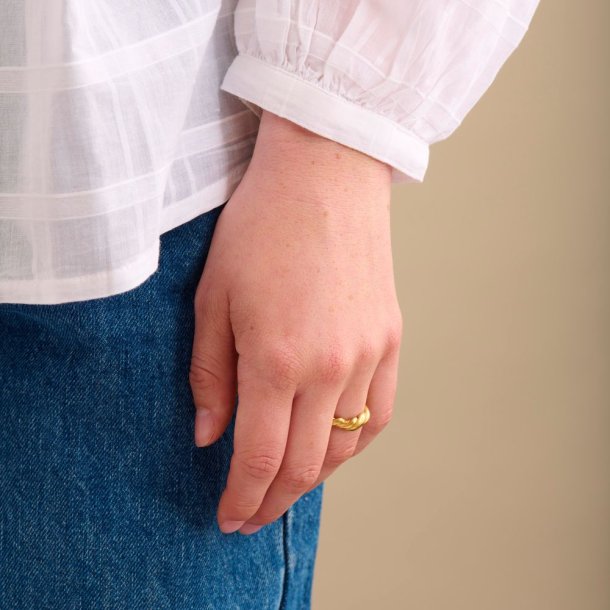 Hana ring i forgyldt slv fra Pernille Corydon